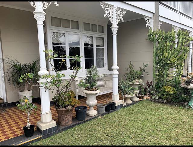 3 BEDROOM TOWNHOUSE FOR SALE IN POINT WATERFRONT